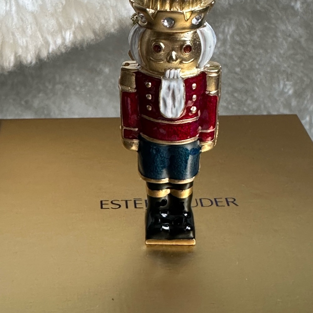 Estee Lauder Gold Floral Perfume Compact View 3